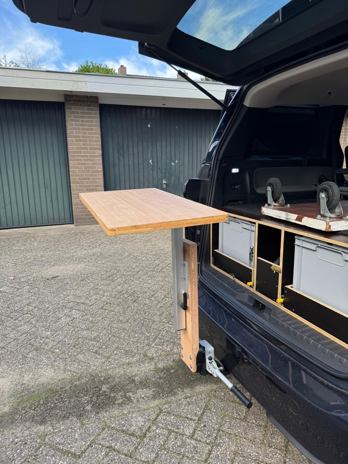 Camper Tafel voor Trekhaak - Uniek en Verstelbaar, Ophalen, Zo goed als nieuw