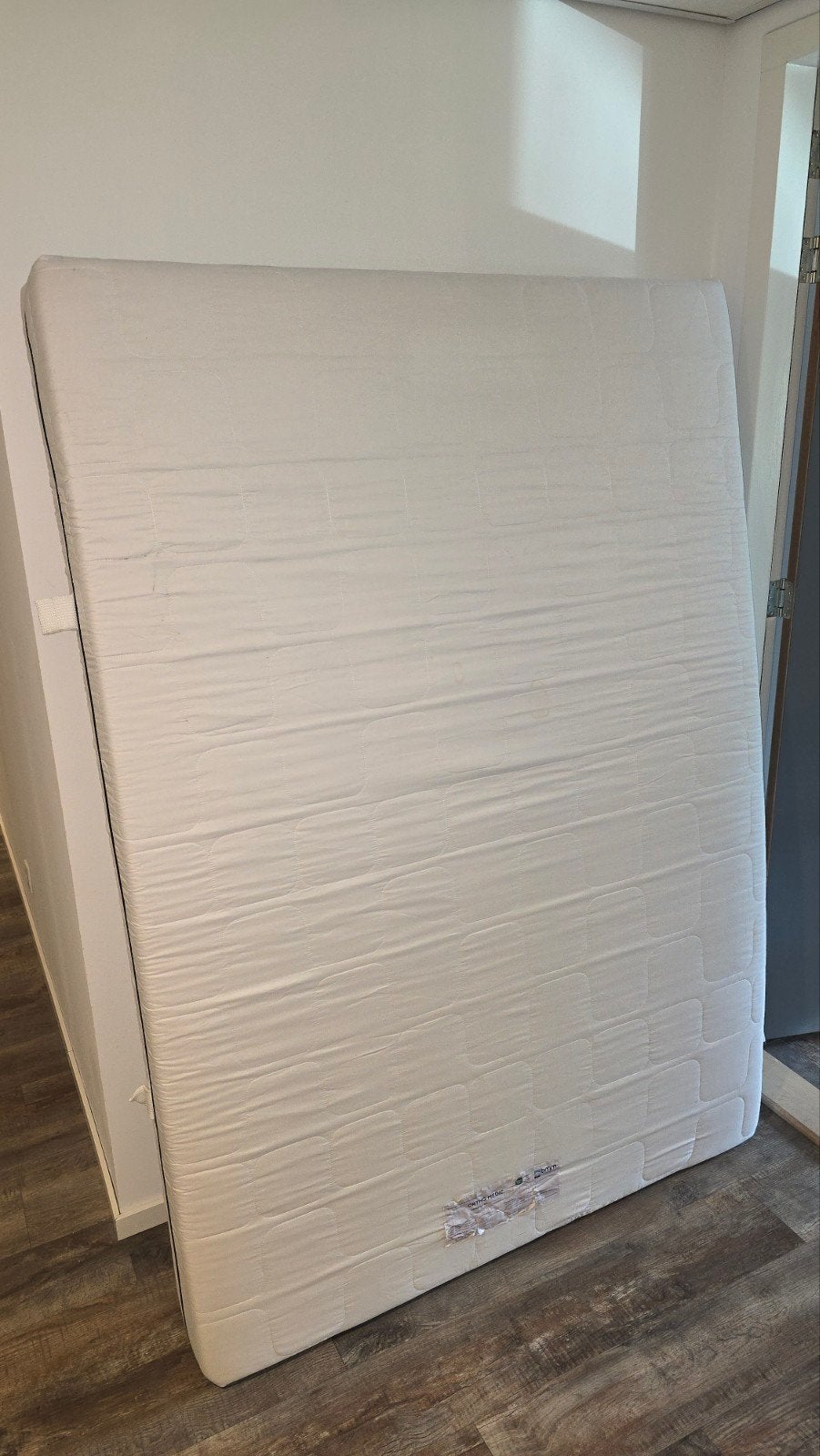 Ortho Medic Matras - 140x200 cm, Ophalen, 140 cm, Zo goed als nieuw, Twijfelaar