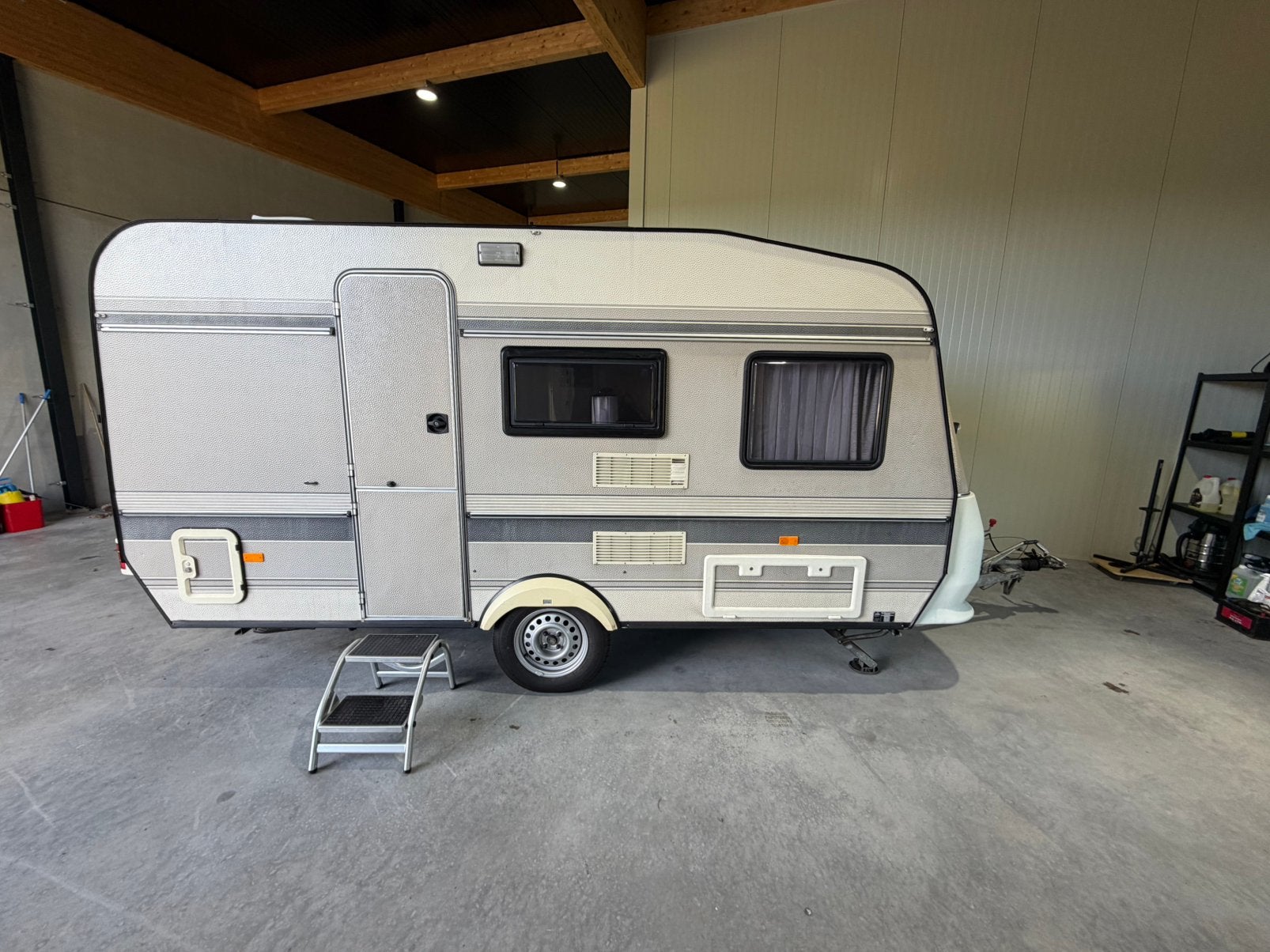 Foto 4 van Mooie hobby 420 classic uit 1990