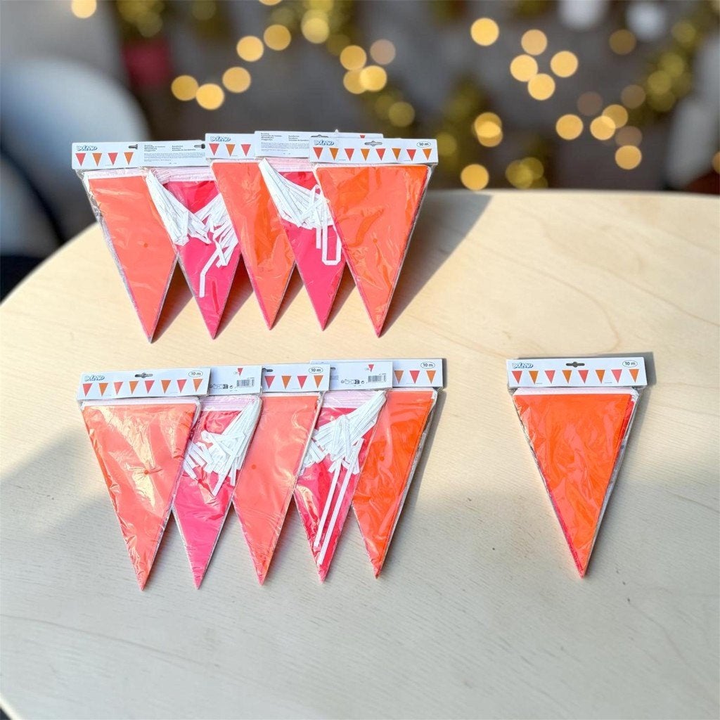 Kielegat vlaggenlijn 10 meter rood/Oranje, Ophalen of Verzenden, Nieuw, Versiering, Carnaval