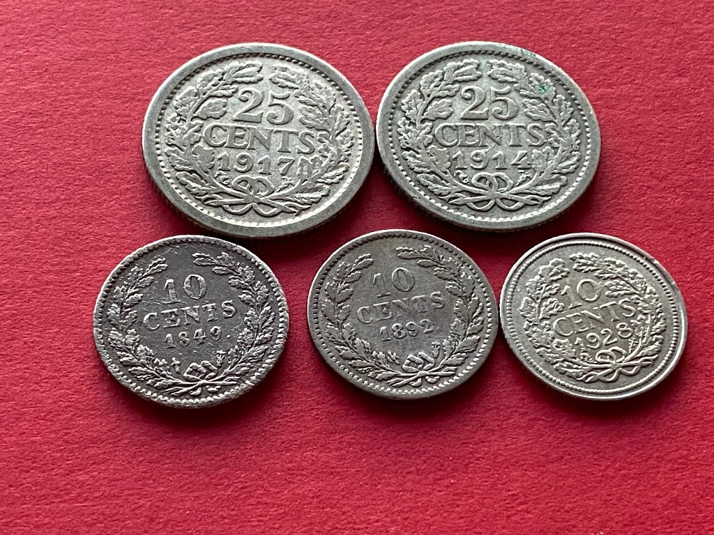 Set van 5 zilveren Nederlandse munten: 10 en 25 cent, Postzegels en Munten, Setje, Zilver, Koningin Wilhelmina, Overige waardes