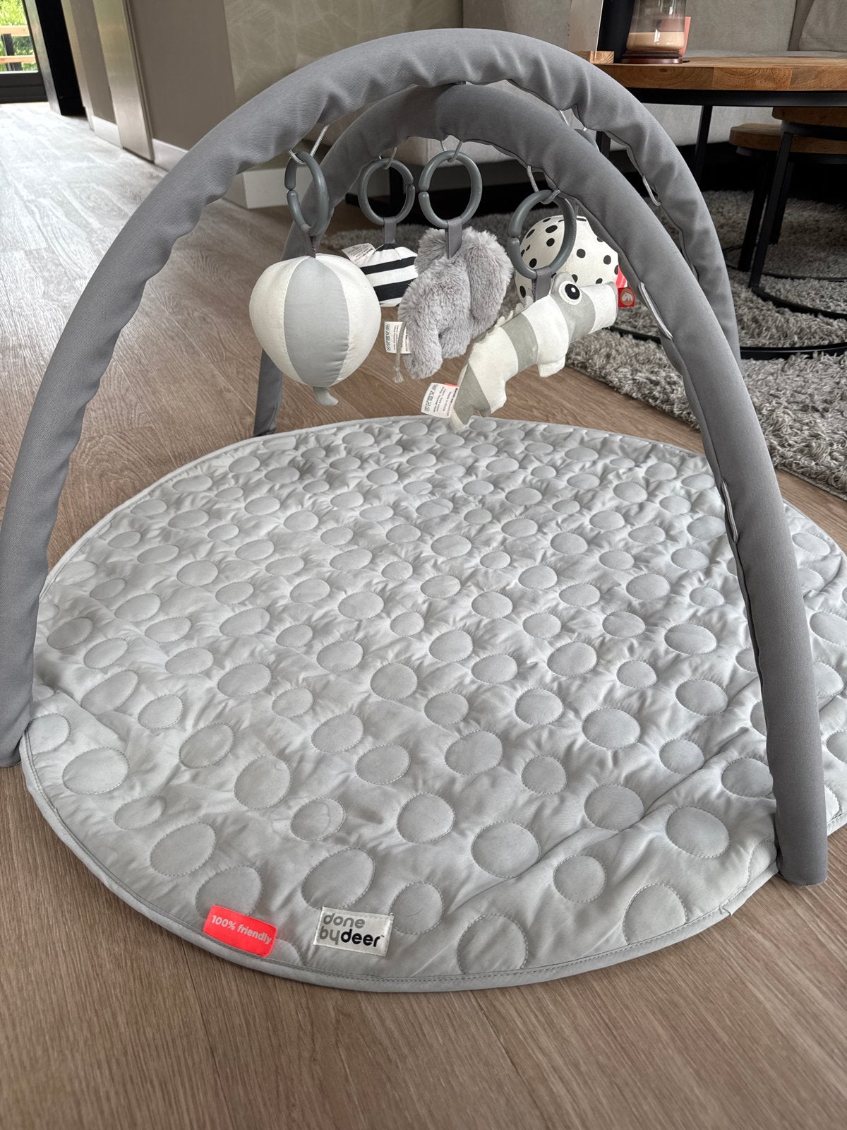 Done by Deer Speelkleed met Babygym, Kinderen en Baby's, Speelgoed | Babyspeelgoed, Ophalen of Verzenden, Zo goed als nieuw, Speelkleed