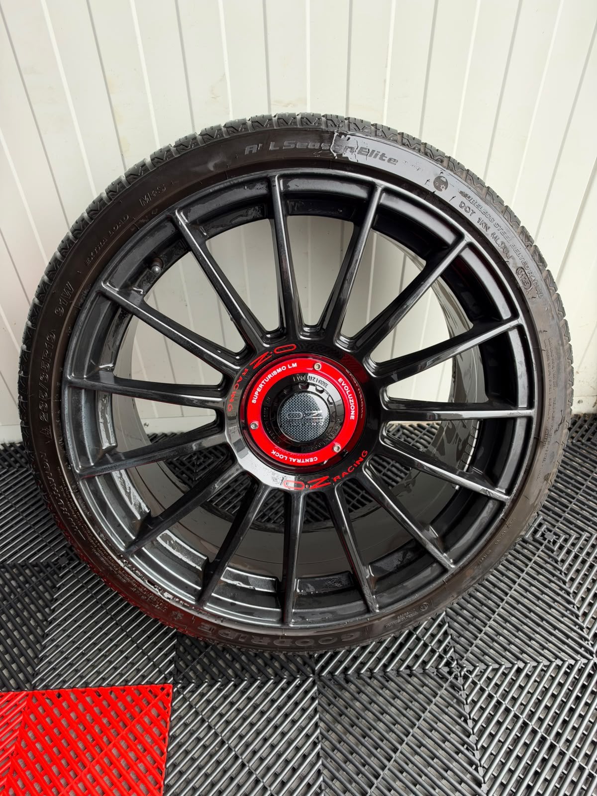 19 inch OZ velgen 5x112/5x110 all season, Velg(en), 235 mm, Zomerbanden, Ophalen