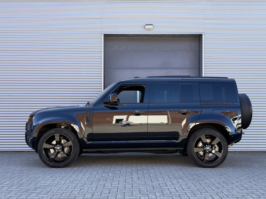 Land Rover Defender 110 2.0 P300e 110 X-Dynamic HSE I Aut. I, Auto's, Automaat, Gebruikt, Zwart, 4 cilinders