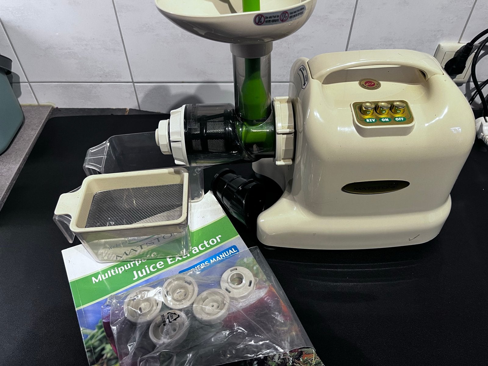 Matstone 6-in-1 Multipurpose Juice Extractor Slowjuicer, Ophalen, Zo goed als nieuw, Elektrisch, Slowjuicer