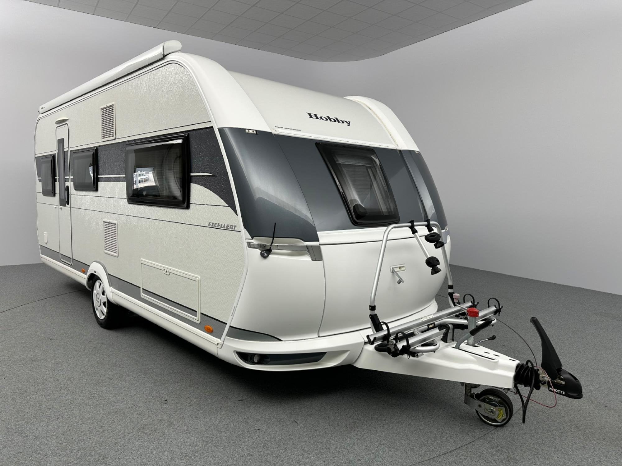 Hobby Excellent 495 UL Cassetteluifel Mover, Caravans en Kamperen, Rondzit, Hobby, Koelkast, Bedrijf