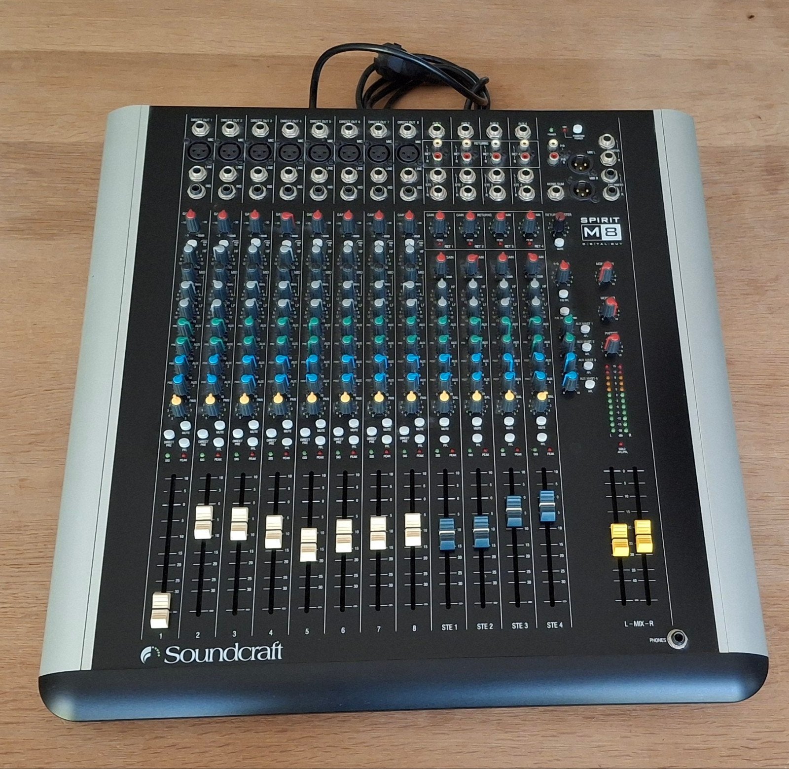 Soundcraft Spirit M8 Mengpaneel - Zo goed als nieuw, Ophalen, Zo goed als nieuw, 10 tot 20 kanalen, Microfooningang