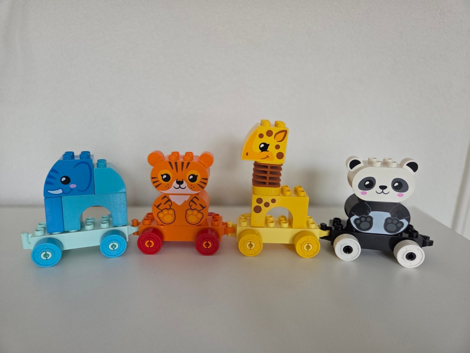 Nette set Lego Dulpo Dierentrein 10955 dieren vanaf 1,5 jaar, Compleet, Ophalen of Verzenden, Zo goed als nieuw, Duplo
