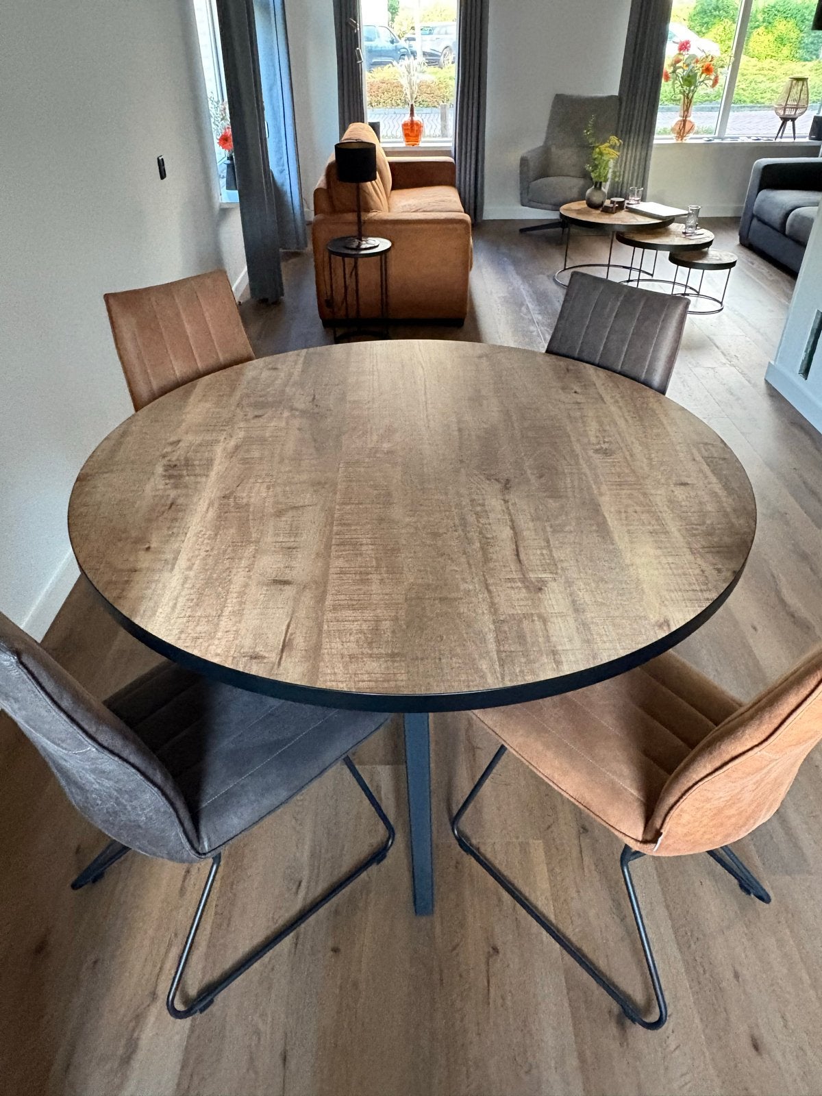 Ronde eettafel met houtlook blad en metalen onderstel, Ophalen, 100 tot 150 cm, Rond, Zo goed als nieuw