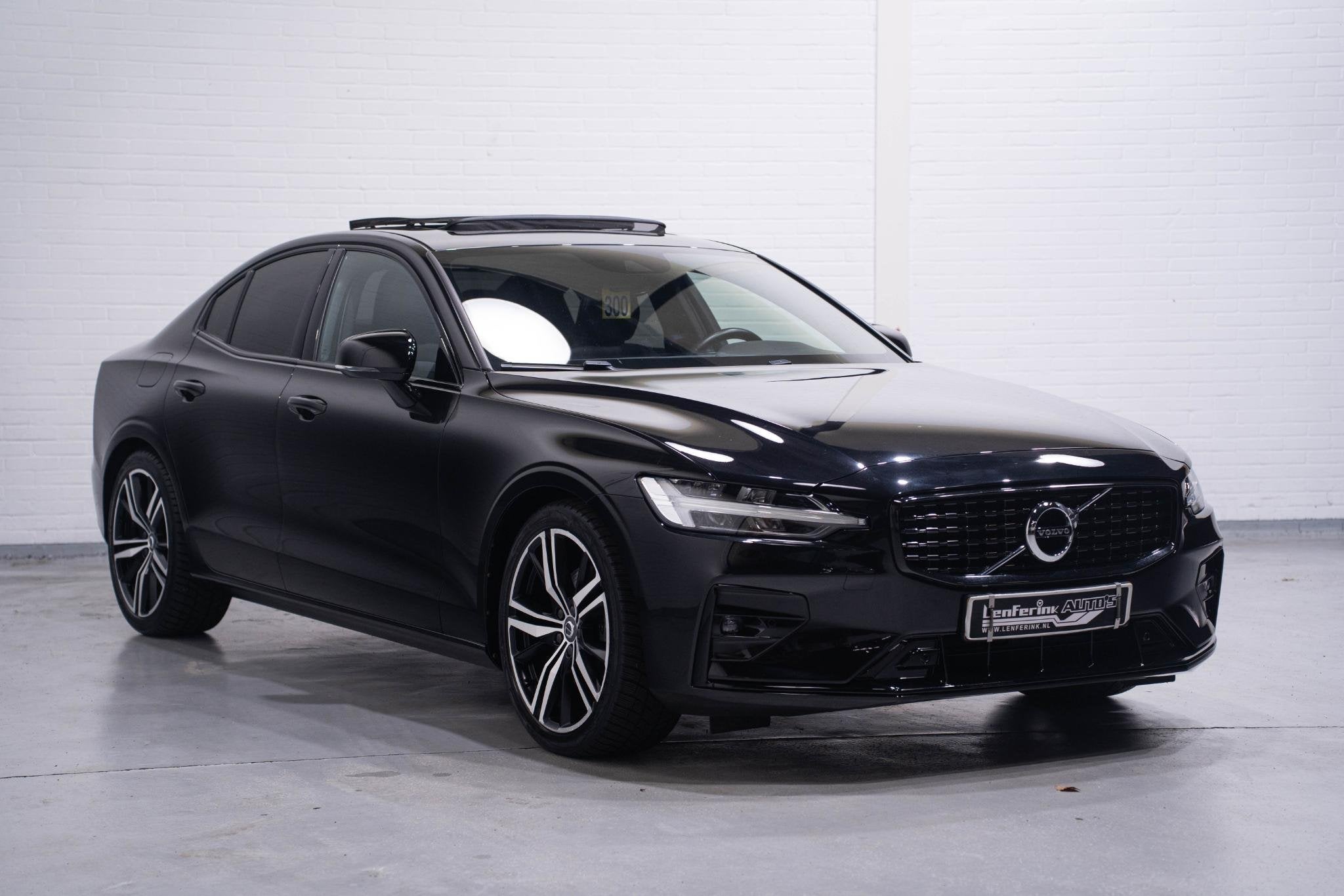 Volvo S60 2.0 B3 R-Design Navi Leder Sportstoelen Schuifdak, Euro 6, 4 cilinders, 1969 cc, Origineel Nederlands