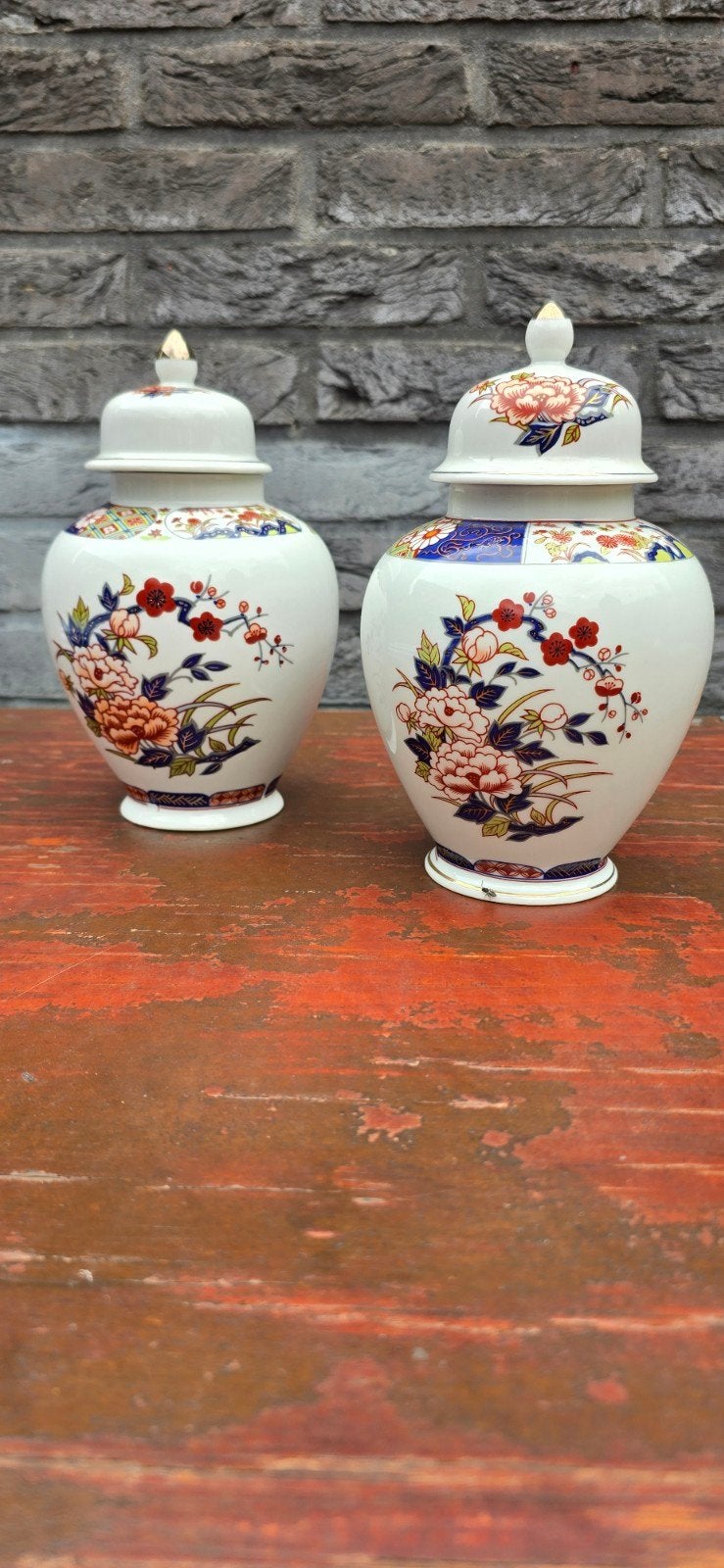Set van 2 Imari Ware Japanse gemberpotten/vazen, Antiek en Kunst, Antiek | Vazen, Ophalen of Verzenden