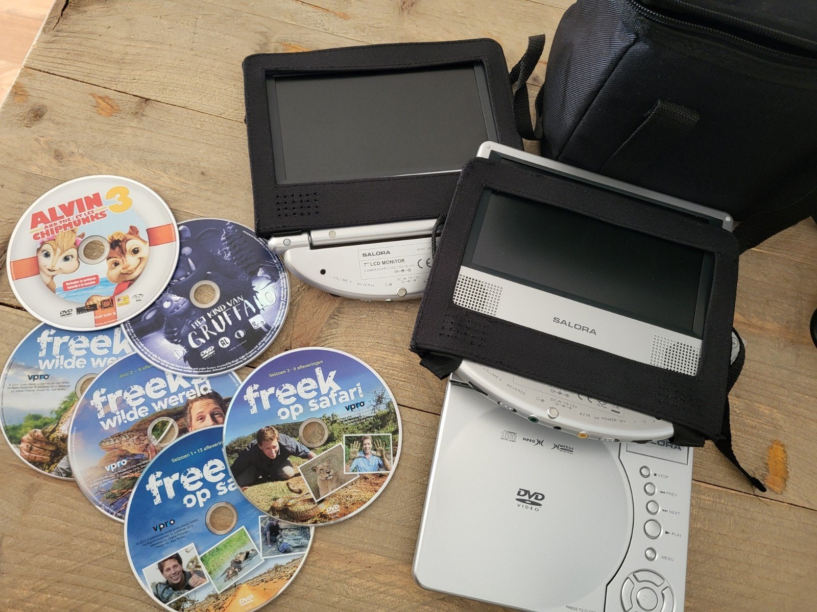 Salora dubbele dvd speler compleet, Ophalen of Verzenden, Zo goed als nieuw, Dvd-speler, Overige merken