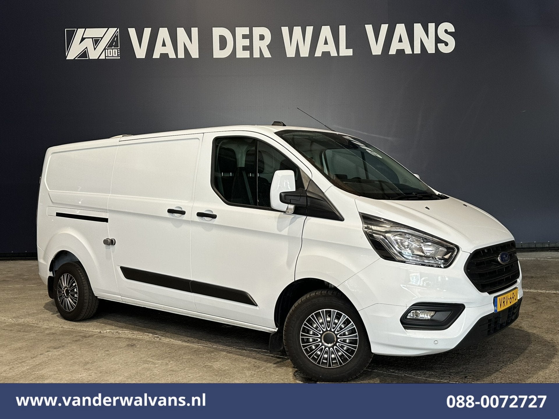 Ford Transit Custom 2.0 TDCI 130pk L2H1 Euro6 Airco | Camera, Voorwielaandrijving, LED verlichting, 4 cilinders, 1991 kg