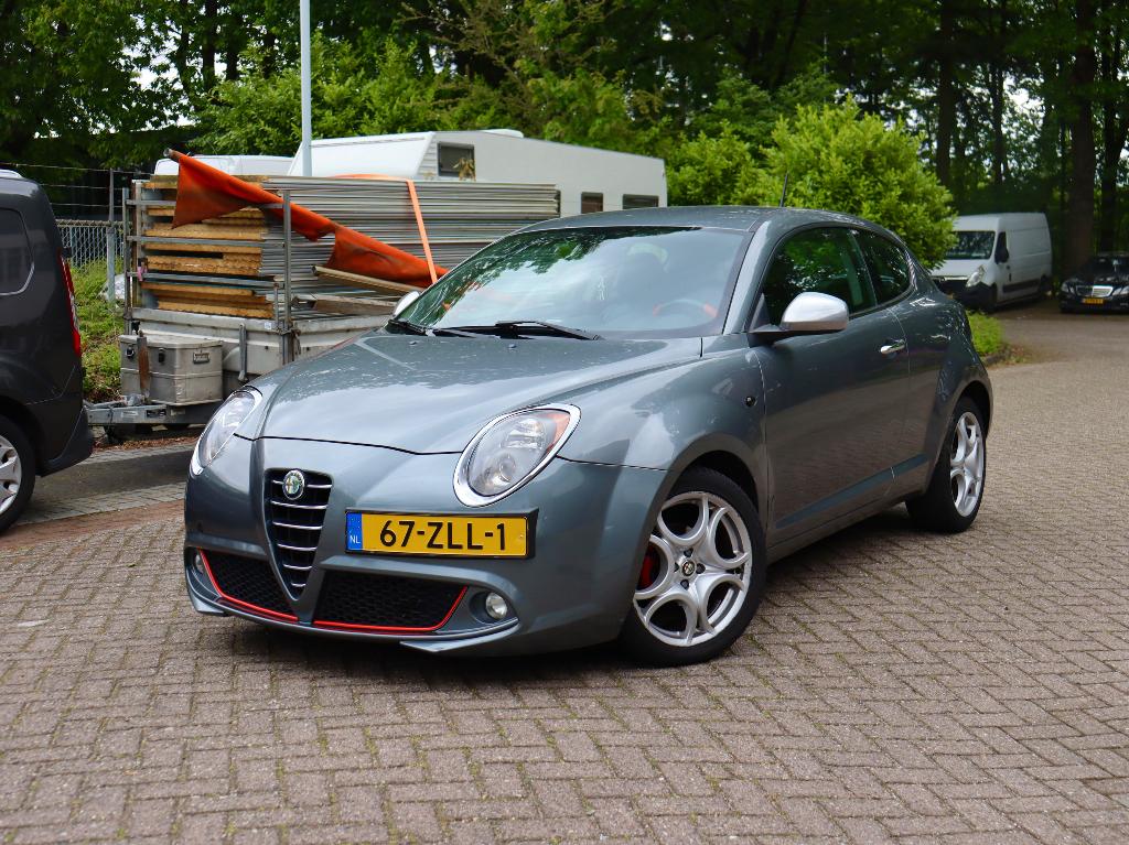 Alfa Romeo MiTo Turbo Twin AIR 2012 Grijs, Auto's, Voorwielaandrijving, 49 €/maand, Handgeschakeld, Parkeersensor