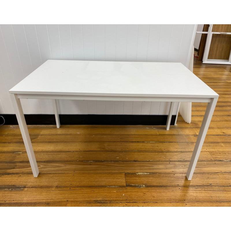 IKEA MELLTORP witte tafel (125 x 75 cm, hoogte 74 cm)., Ophalen, Zo goed als nieuw