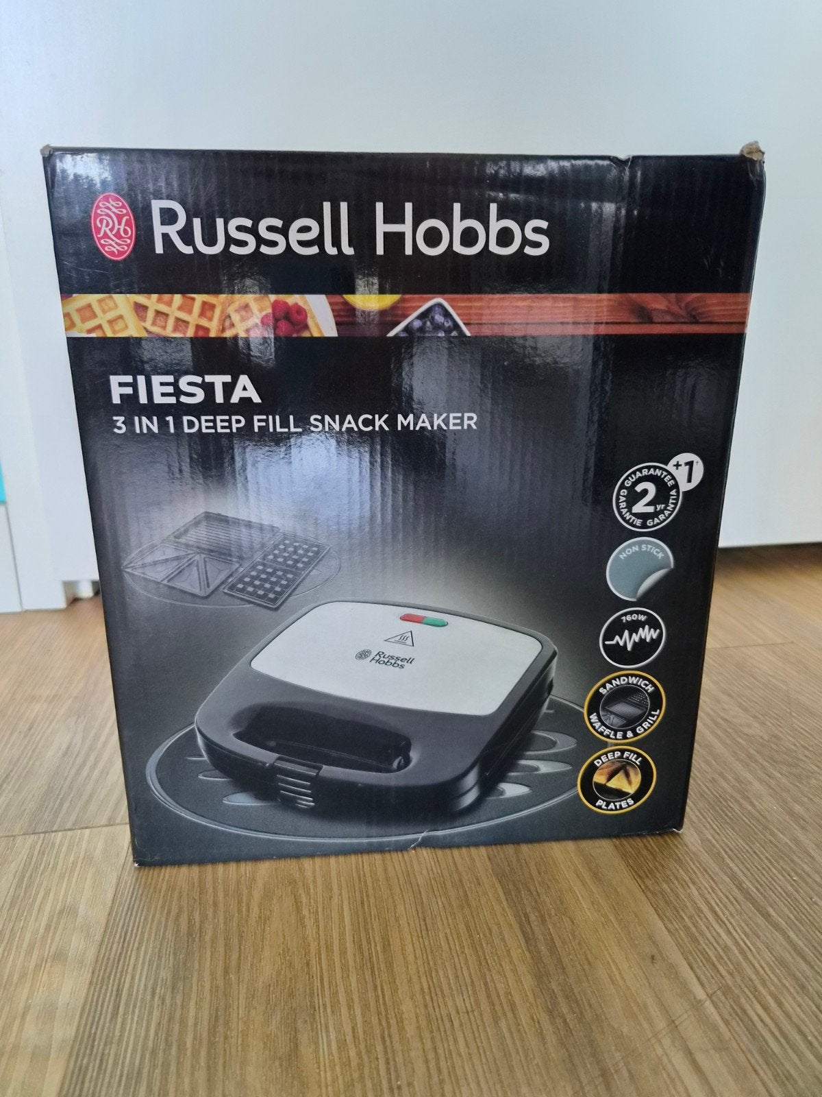 Russell Hobbs Fiesta 3-in-1 Snack Maker voor wafels, tosti, Ophalen, Nieuw