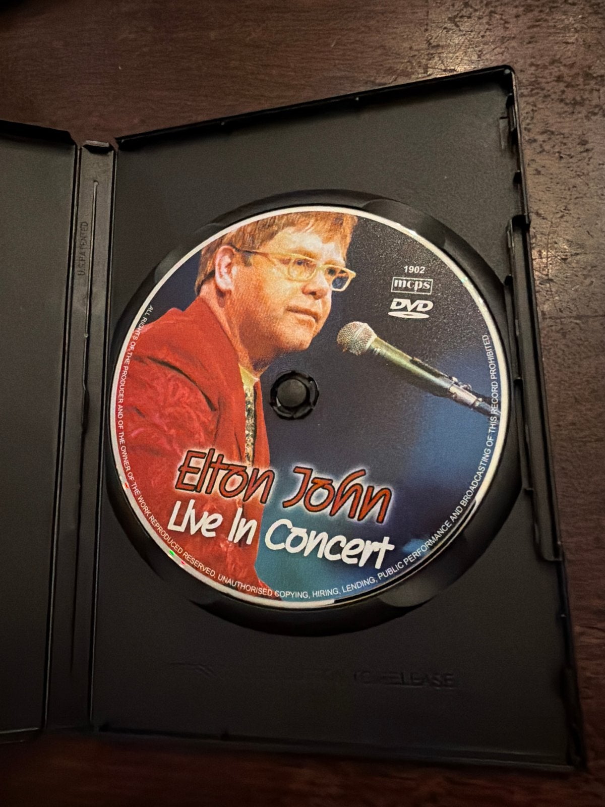 Elton John Live In Concert DVD - Inclusief hits!, Alle leeftijden, Ophalen of Verzenden, Concert, Inclusief doosje