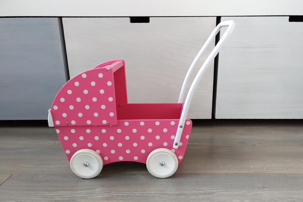 Roze houten poppenwagen, Kinderen en Baby's, Speelgoed | Houten speelgoed, Ophalen, Zo goed als nieuw, Duw- of Trekspeelgoed