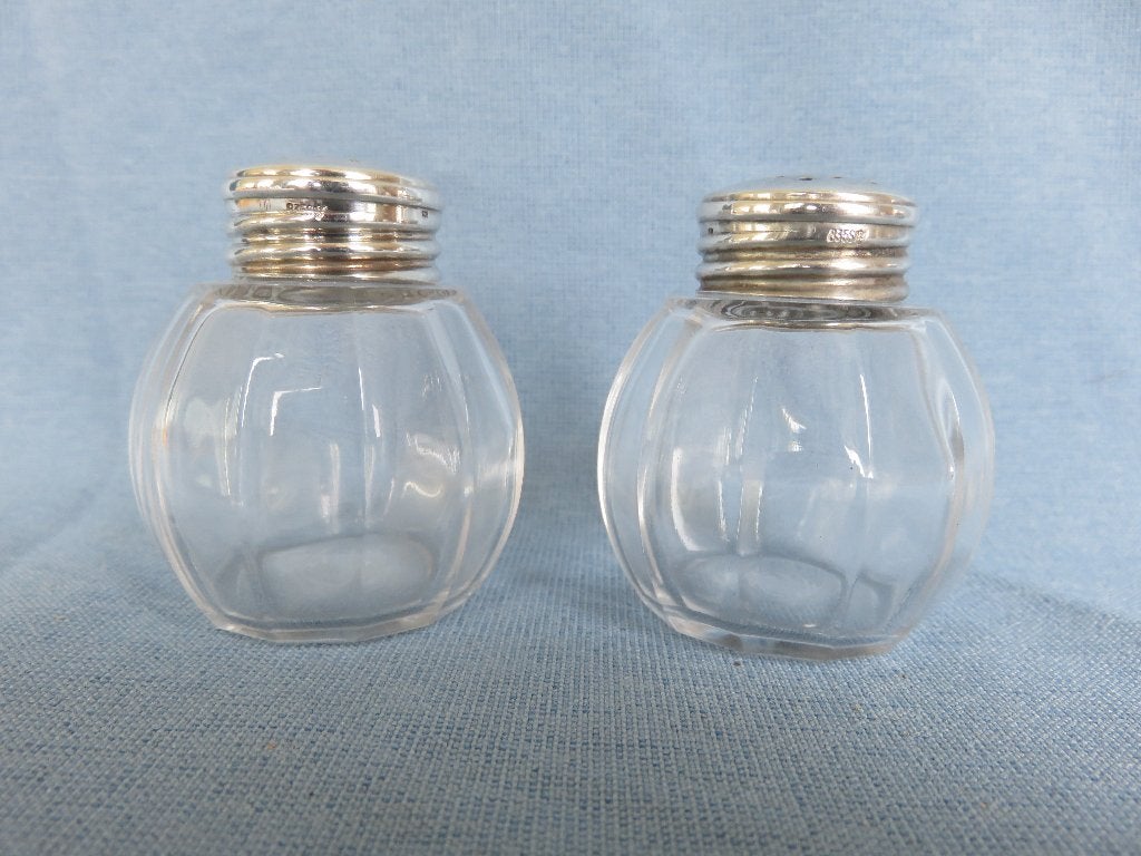 Antiek peper en zout stel met schroefdop met zilver, Ophalen of Verzenden