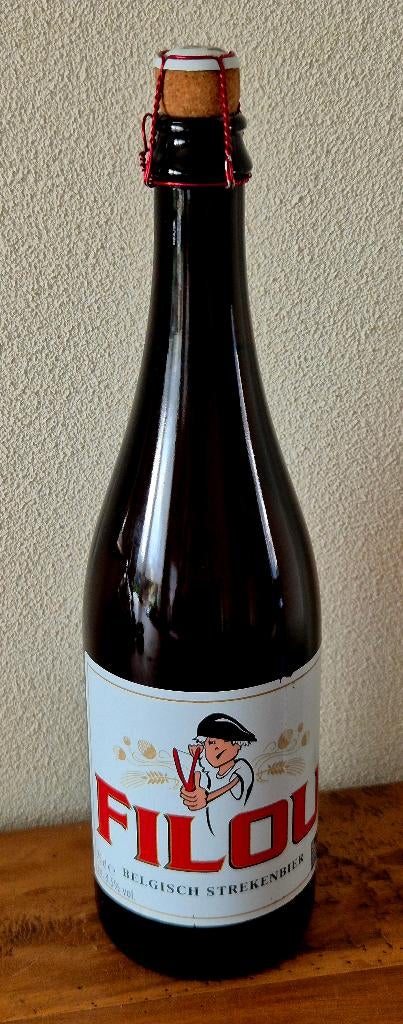 volle 75 cl fles FILOU bier KASTEEL BROUWERIJ 8,5 % Belgie, Verzamelen, Biermerken, Ophalen of Verzenden, Zo goed als nieuw, Flesje(s)