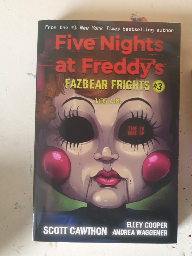 Five Nights at Freddy's: Fazbear Frights #3: 1:35AM, Boeken, Ophalen of Verzenden, Zo goed als nieuw, Fictie