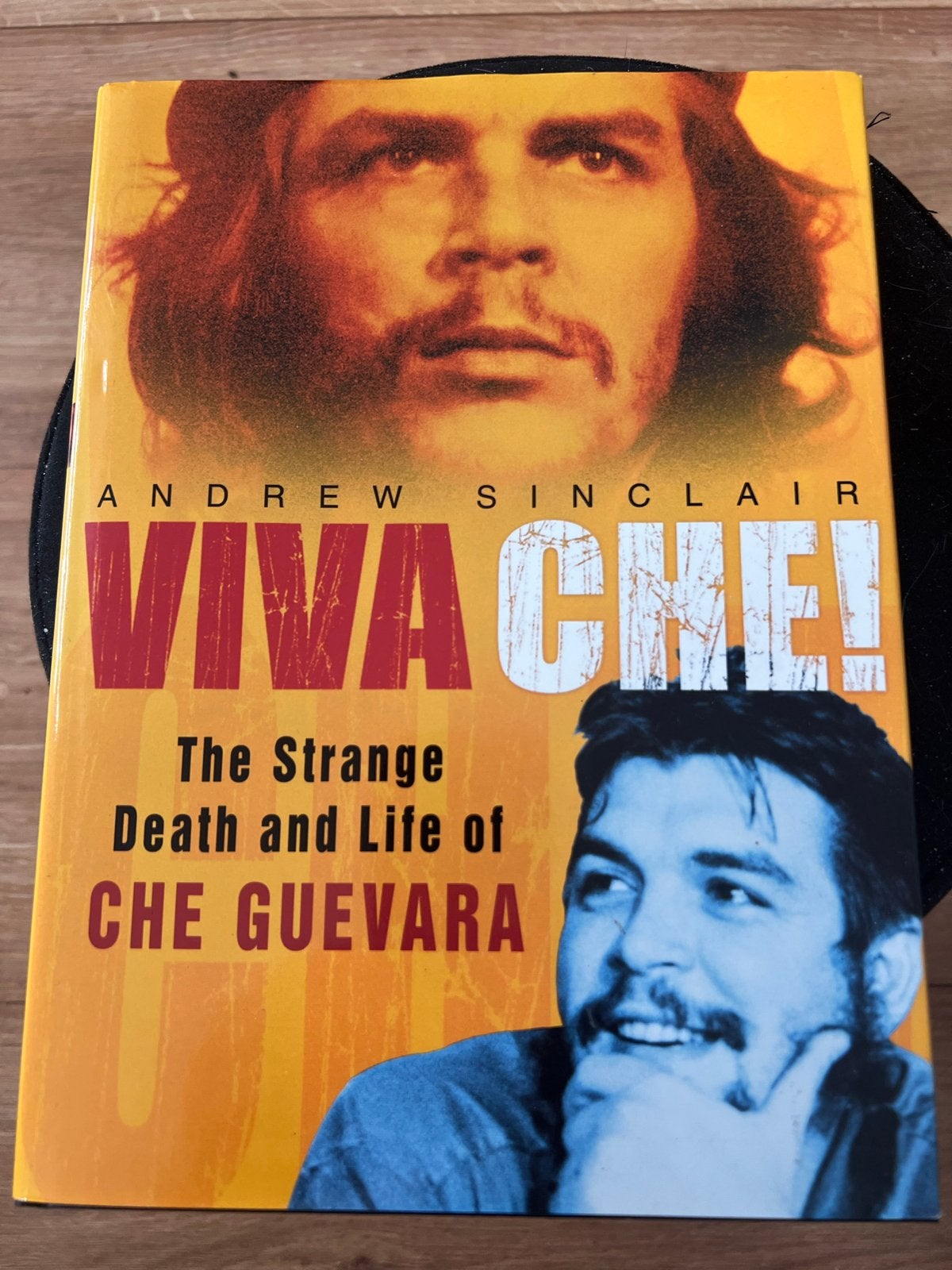 Viva Che! The Strange Death and Life of Che Guevara, Ophalen of Verzenden, Zo goed als nieuw, Politiek