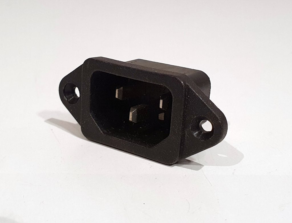 C14 Straight Panel Mount IEC Connector - 250V / 10A, Overige merken, S, Overige typen, Nieuw