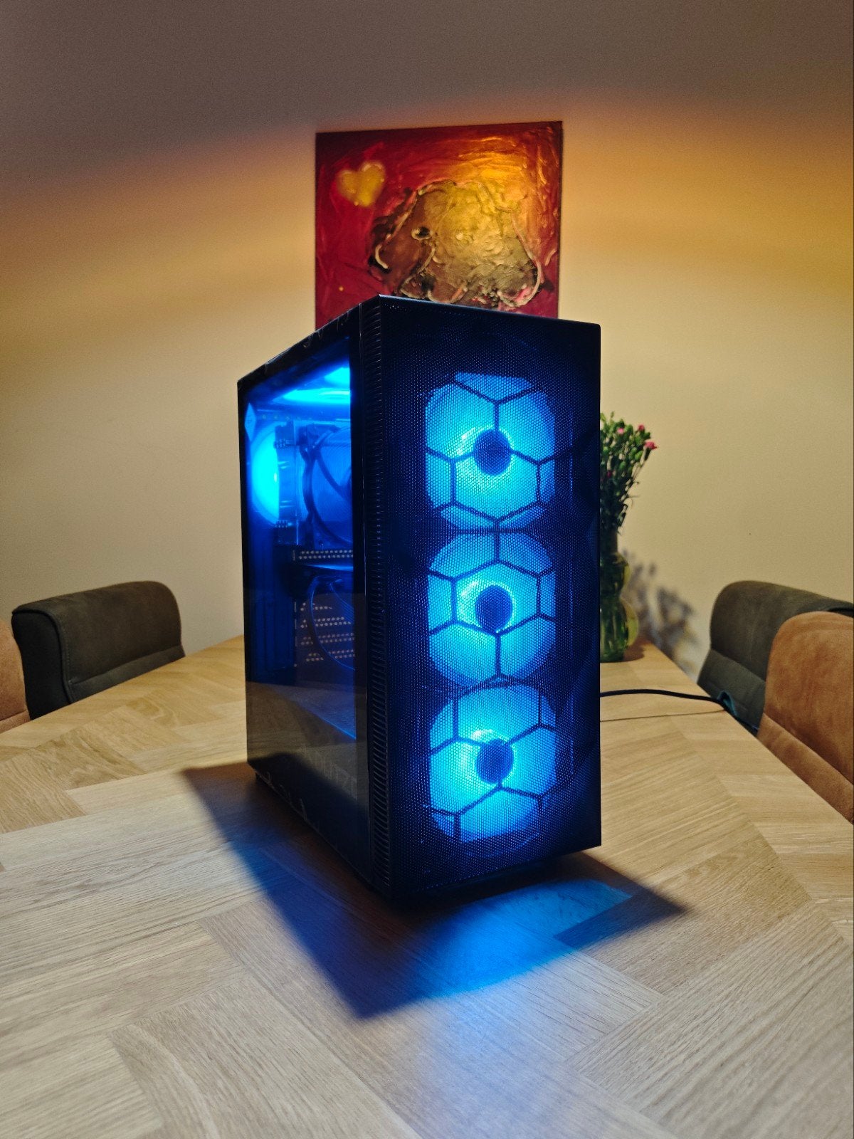 ARGB Gaming PC: AMD Ryzen 7 8700G, RX 9070 XT, 16GB RAM, Ophalen, Zelf gebouwde pc, Zo goed als nieuw, AMD Ryzen 7