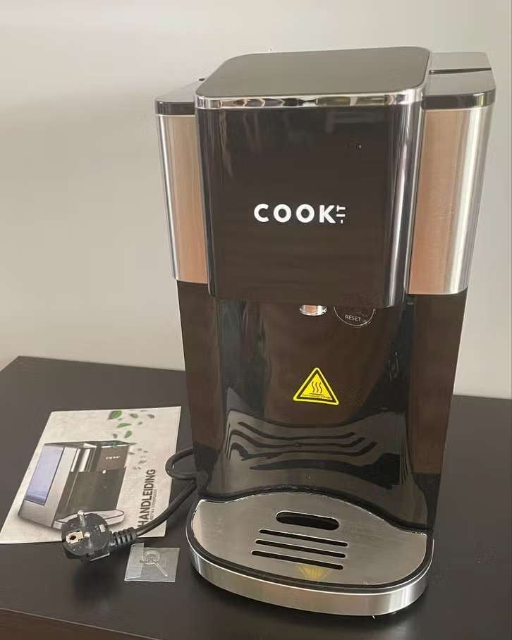 COOK-IT Heetwaterdispenser 4L - Digitaal Display, 2 liter of meer, Ophalen, Gebruikt