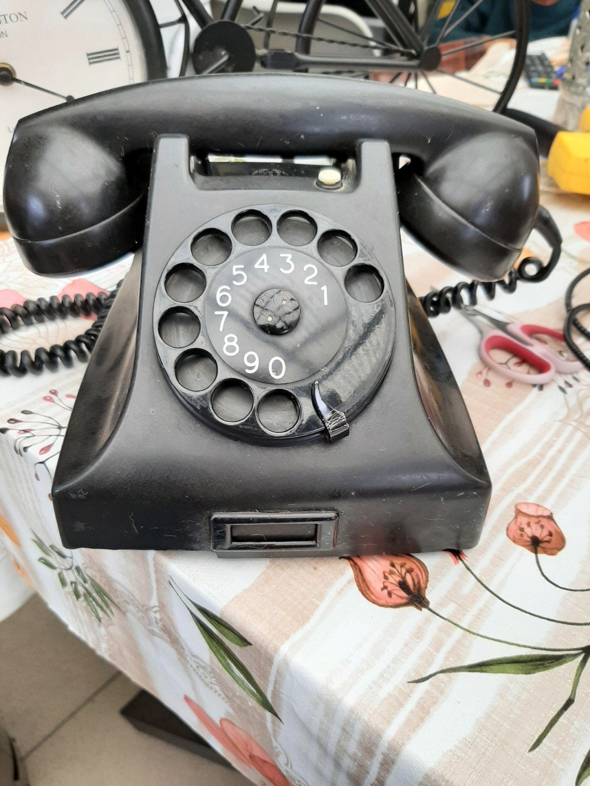 Vintage Bakelieten Telefoon Jaren '50 - Zwart, Ophalen