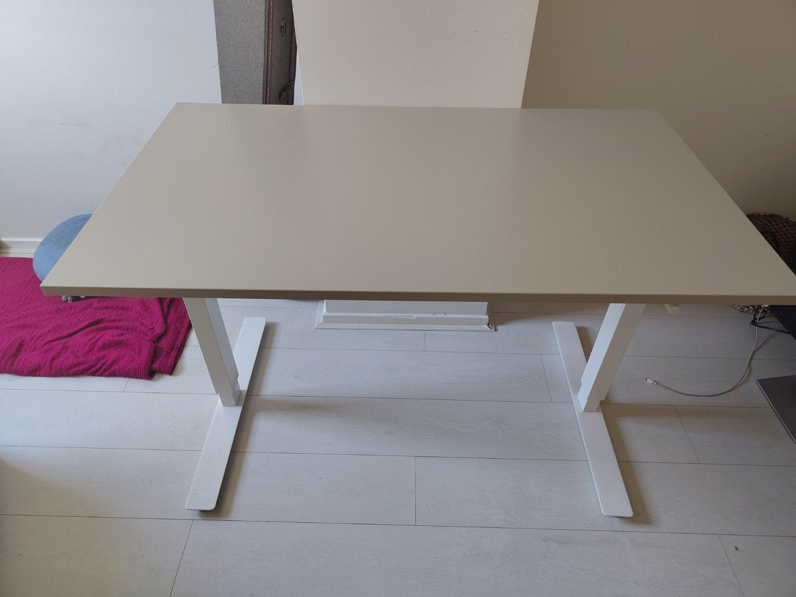 IKEA Trotten in hoogte verstelbaar bureau 120x70cm, Ophalen, Zit-sta bureau, Gebruikt, 120 cm