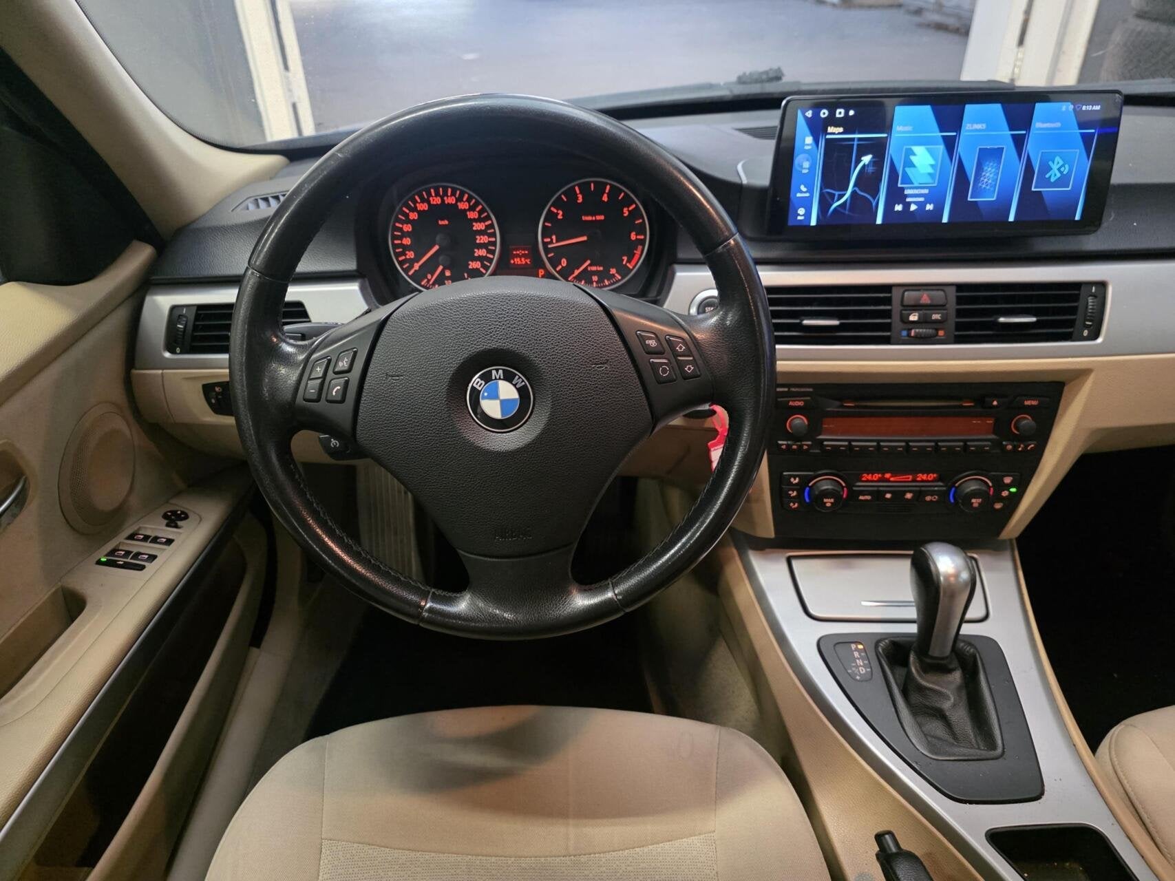 BMW 3-serie 318i High Executive EXPORT / HANDEL - LEES TEKST, Achterwielaandrijving, 4 cilinders, 129 pk, Blauw