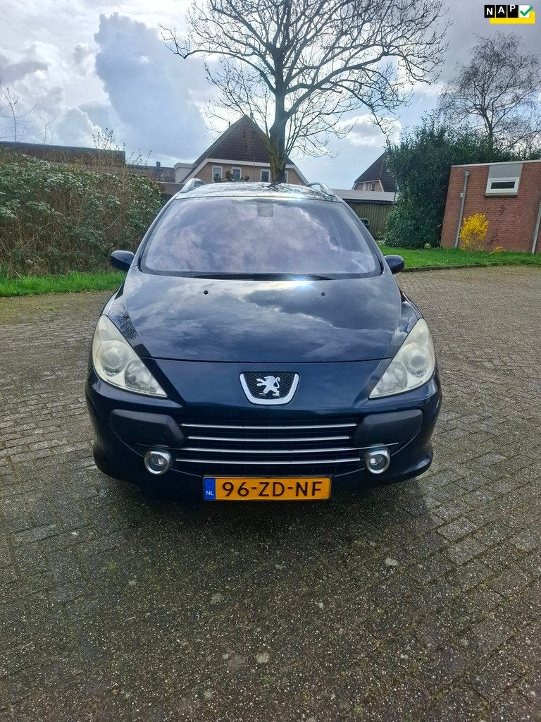 Peugeot 307 SW 2.0-16V Premium met panoramadak, 730 kg, 4 cilinders, Blauw, Origineel Nederlands