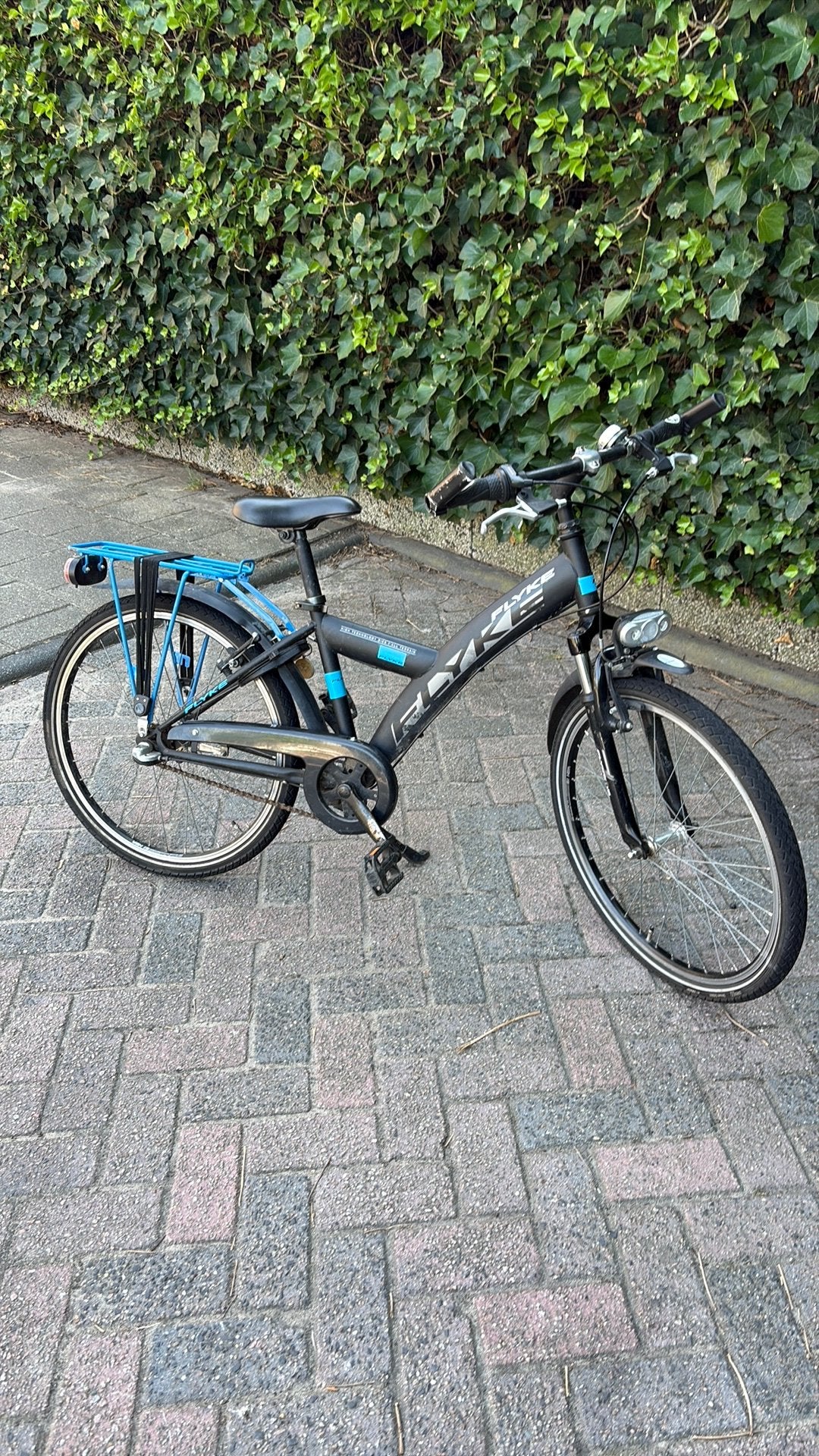 jongensfiets Flyke - 3 versnellingen - zwart en blauw, Fietsen en Brommers, Ophalen, Gebruikt, 24 inch, Versnellingen