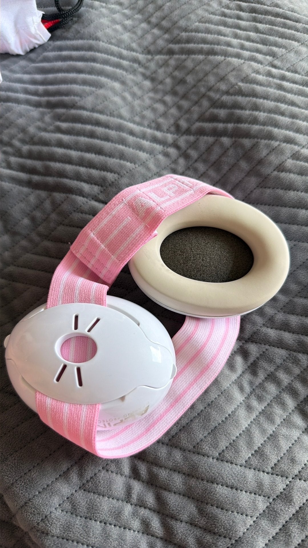 Alpine Muffy Baby Gehoorbescherming Roze, Kinderen en Baby's, Overige Kinderen en Baby's, Ophalen of Verzenden, Zo goed als nieuw