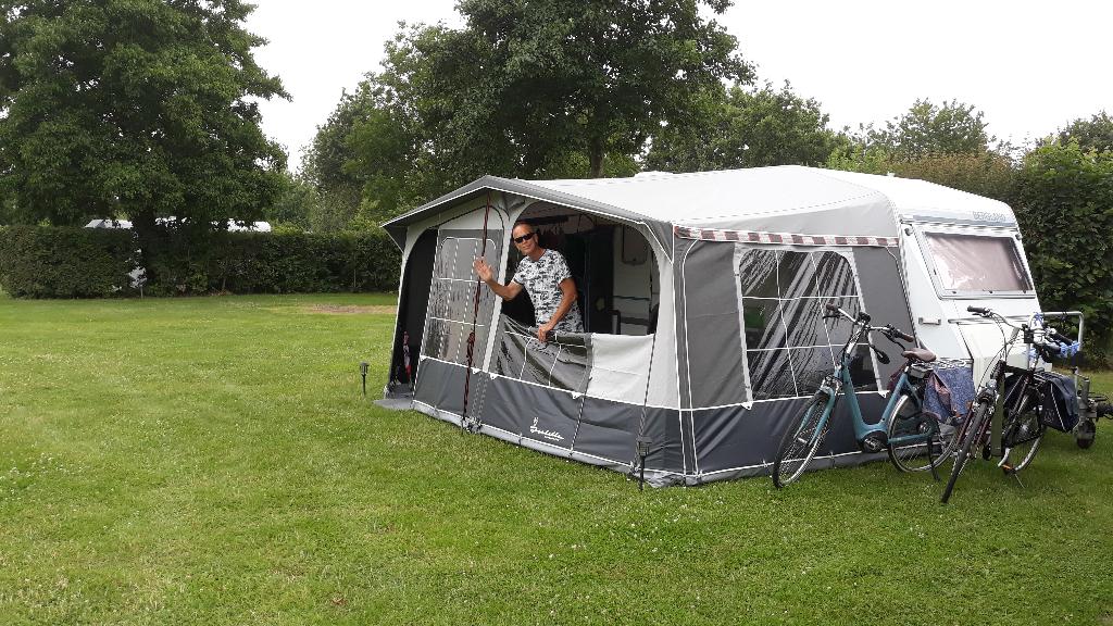 voortent isabella maat 8, Ophalen, Zo goed als nieuw, Polyester, Isabella