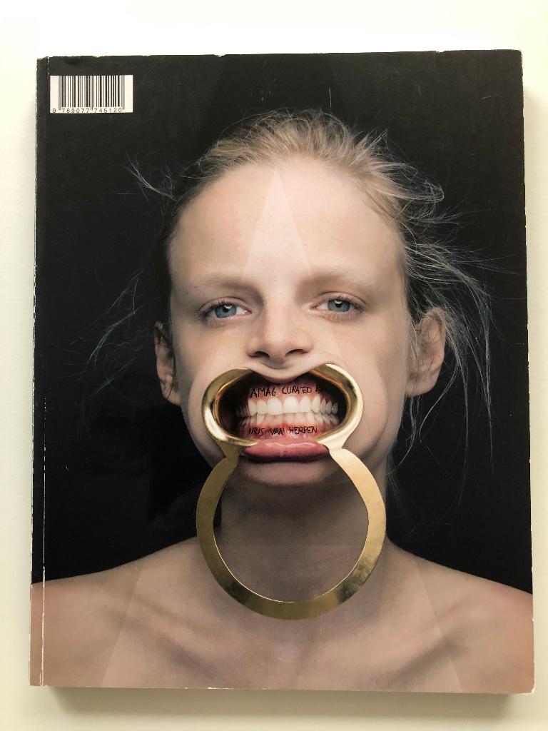 A Magazine 13 - Iris van Herpen, Boeken, Mode, Verzenden, Zo goed als nieuw, Couturiers, Jean Paul Cauvin