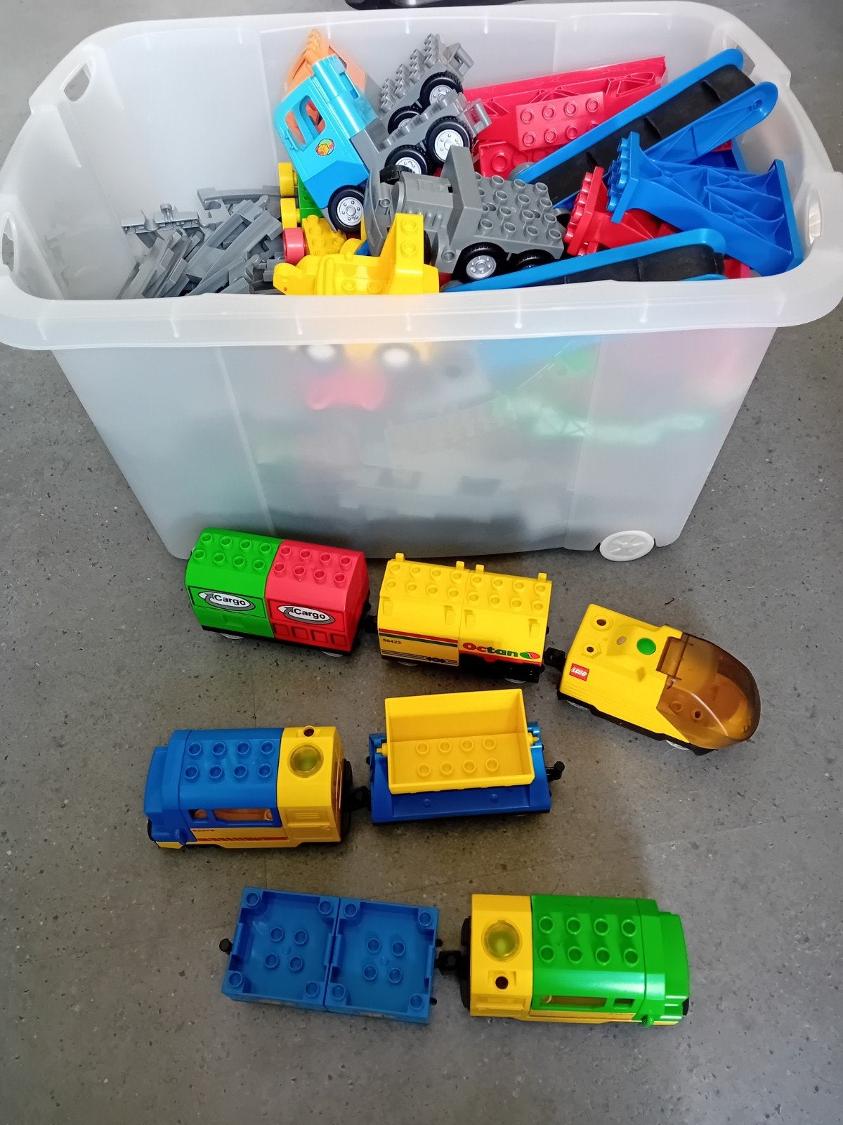 Grote lego Duplo set 3 elektrische treinen 100+ treinrails, Gebruikt, ., Ophalen of Verzenden, Duplo