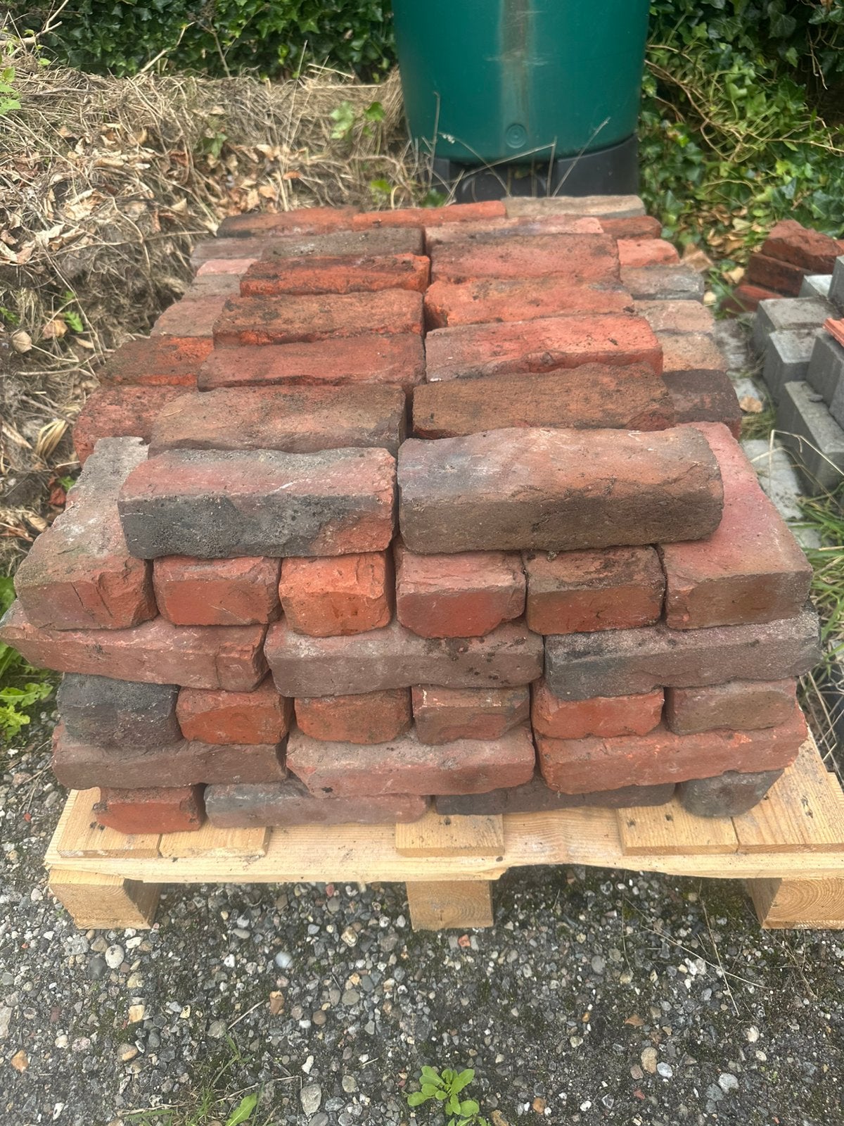 Oude Groninger bakstenen 150 stuks hardgebakken, Doe-het-zelf en Verbouw, Ophalen, Gebruikt, Bakstenen