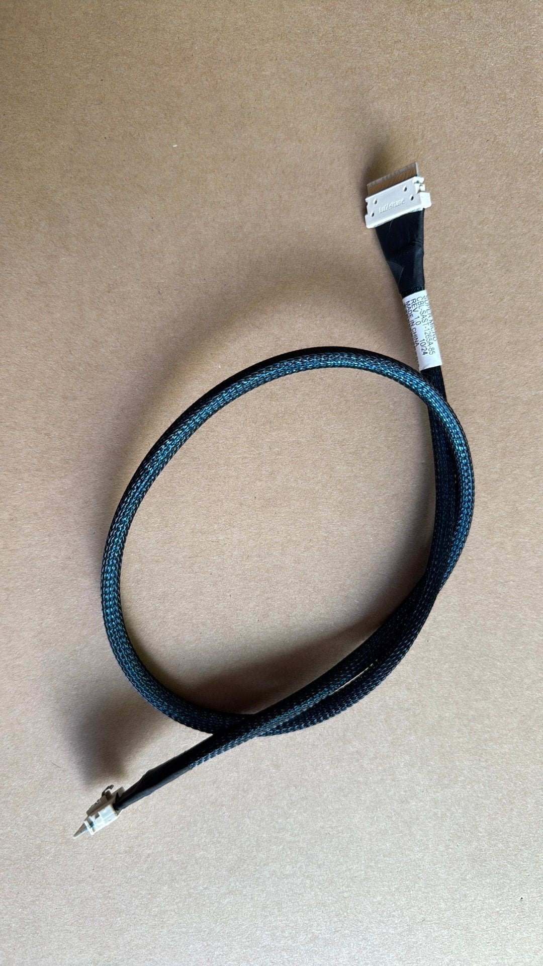 Supermicro SAS server kabel - cbl-sast-1265a-85, Ophalen of Verzenden, Nieuw, Minder dan 2 meter