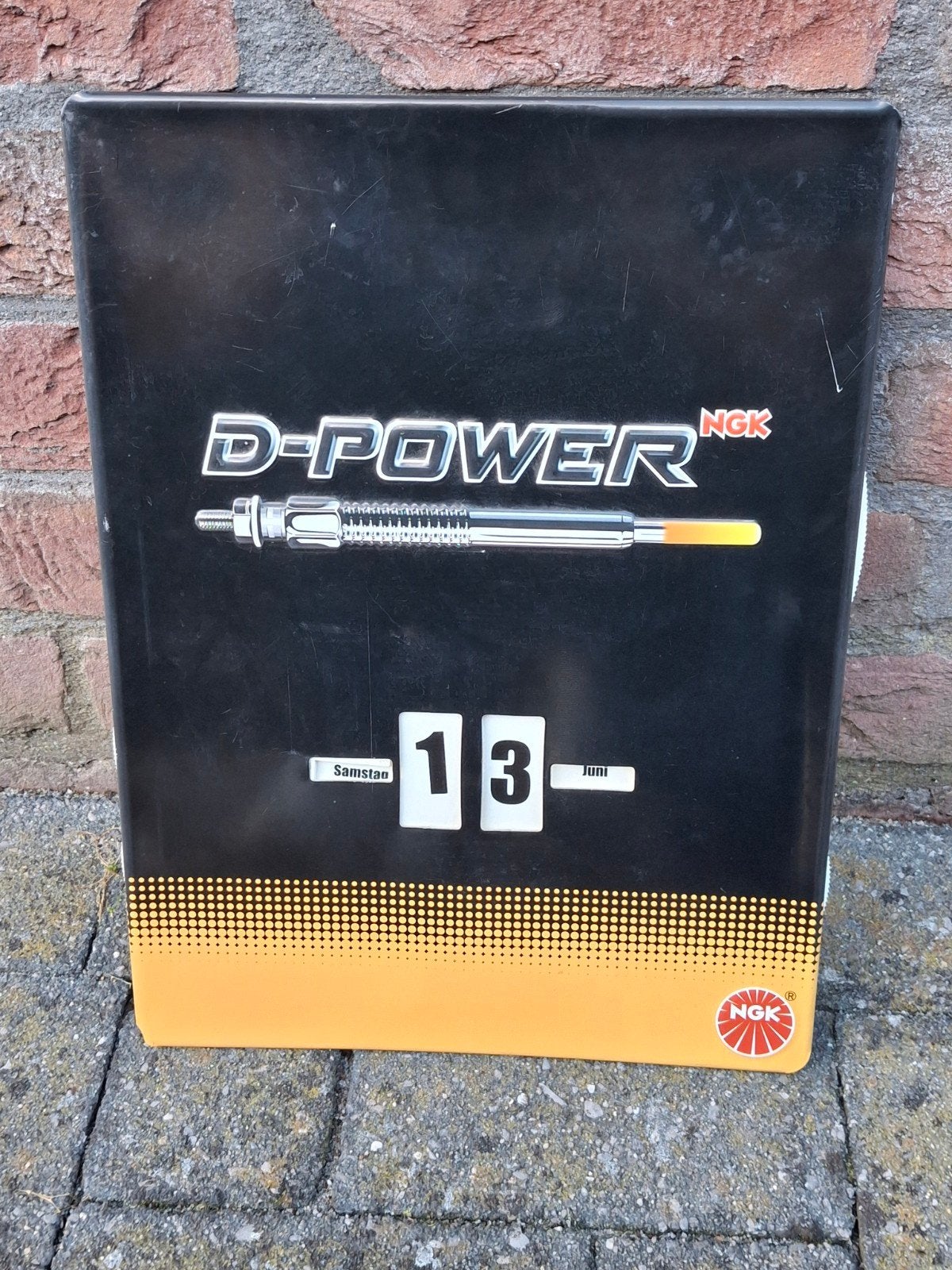 NGK bougies reclamebord kalender / garage, Ophalen of Verzenden, Reclamebord