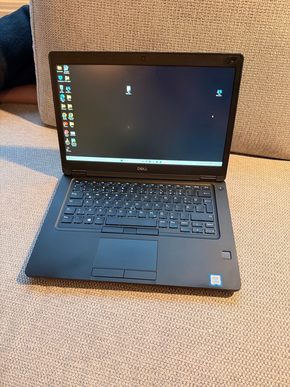 Dell Latitude 5490 - i5-8250U, 8GB RAM, 256GB SSD, Ophalen, Qwerty, 8 GB, Minder dan 2 Ghz