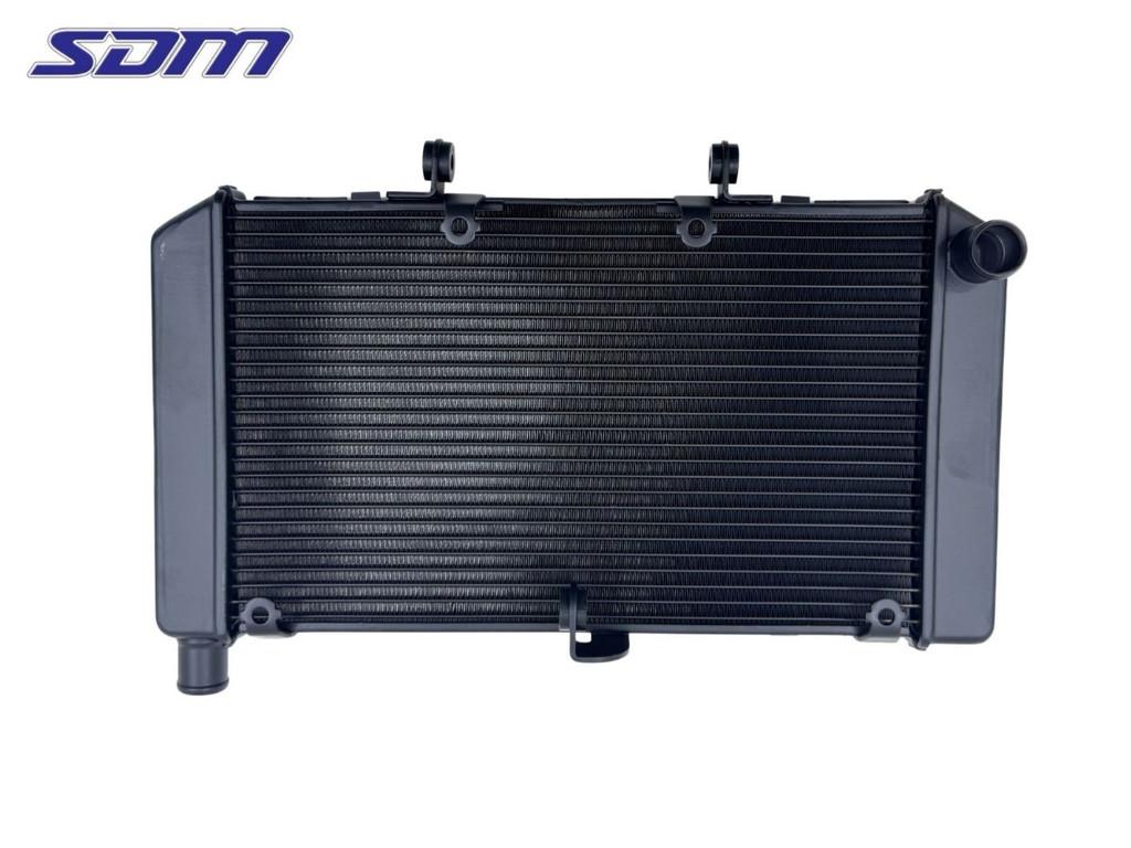 RADIATEUR Honda CBF 600 2007-2010 (CBF600N CBF600S PC43), Dhr. S. di Majo, Nieuw, Info@cama-motorparts.nl, P.J. Troelstraweg 8 8
3144 CX  MAASSLUIS, NL