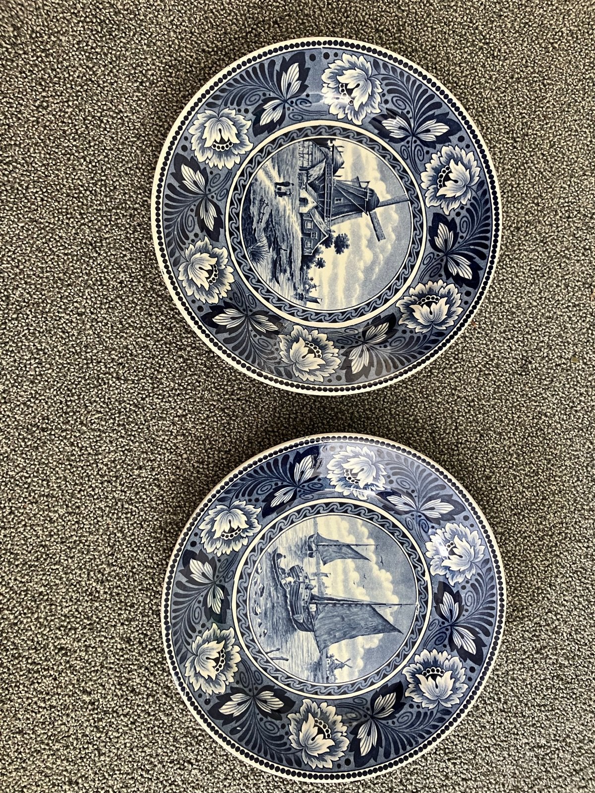 2x Societe Ceramique Maastricht Hollandia wandborden, Ophalen of Verzenden