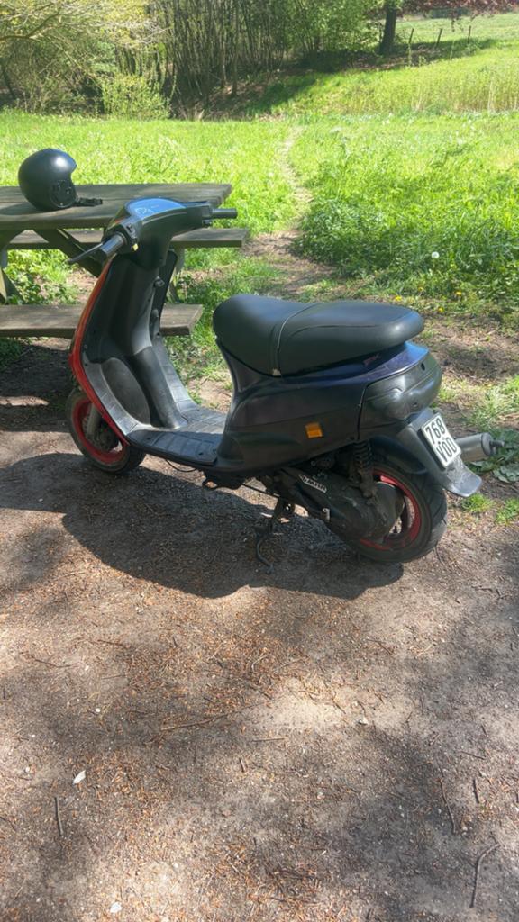 Zip type 3 frame, Fietsen en Brommers, Brommeronderdelen | Scooters, Ophalen of Verzenden, Zo goed als nieuw, Frame, Piaggio