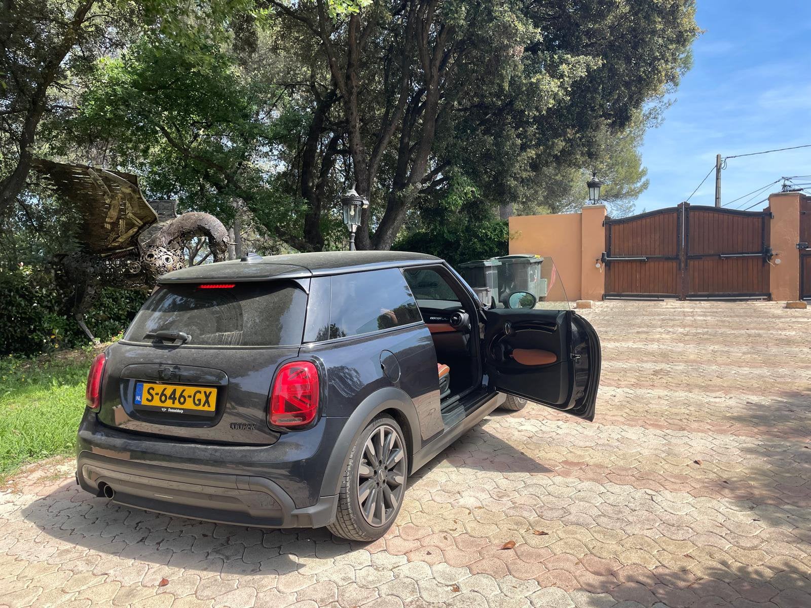 Mini cooper camden edition 2023, Auto's, 136 pk, 49 €/maand, Bruin, Particulier