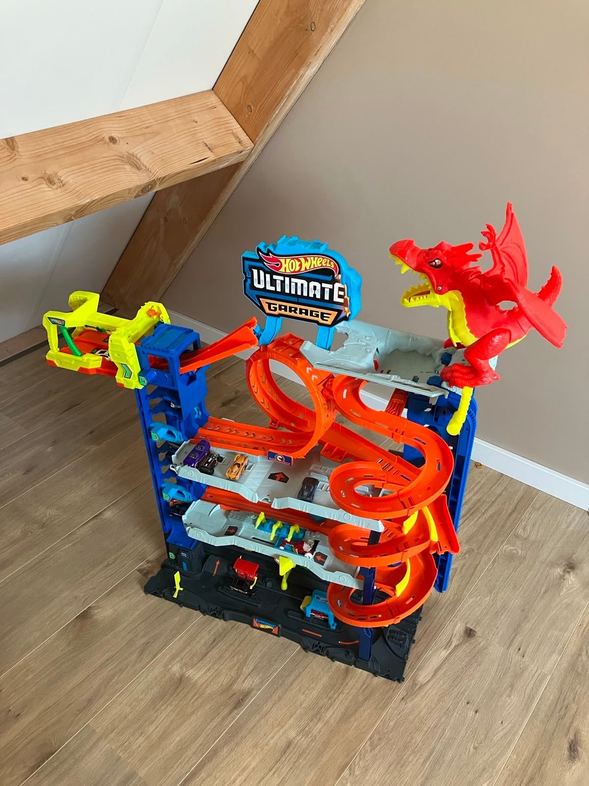 Hot Wheels City Ultieme Garage met auto's, Kinderen en Baby's, Speelgoed | Speelgoedvoertuigen, Ophalen, Gebruikt