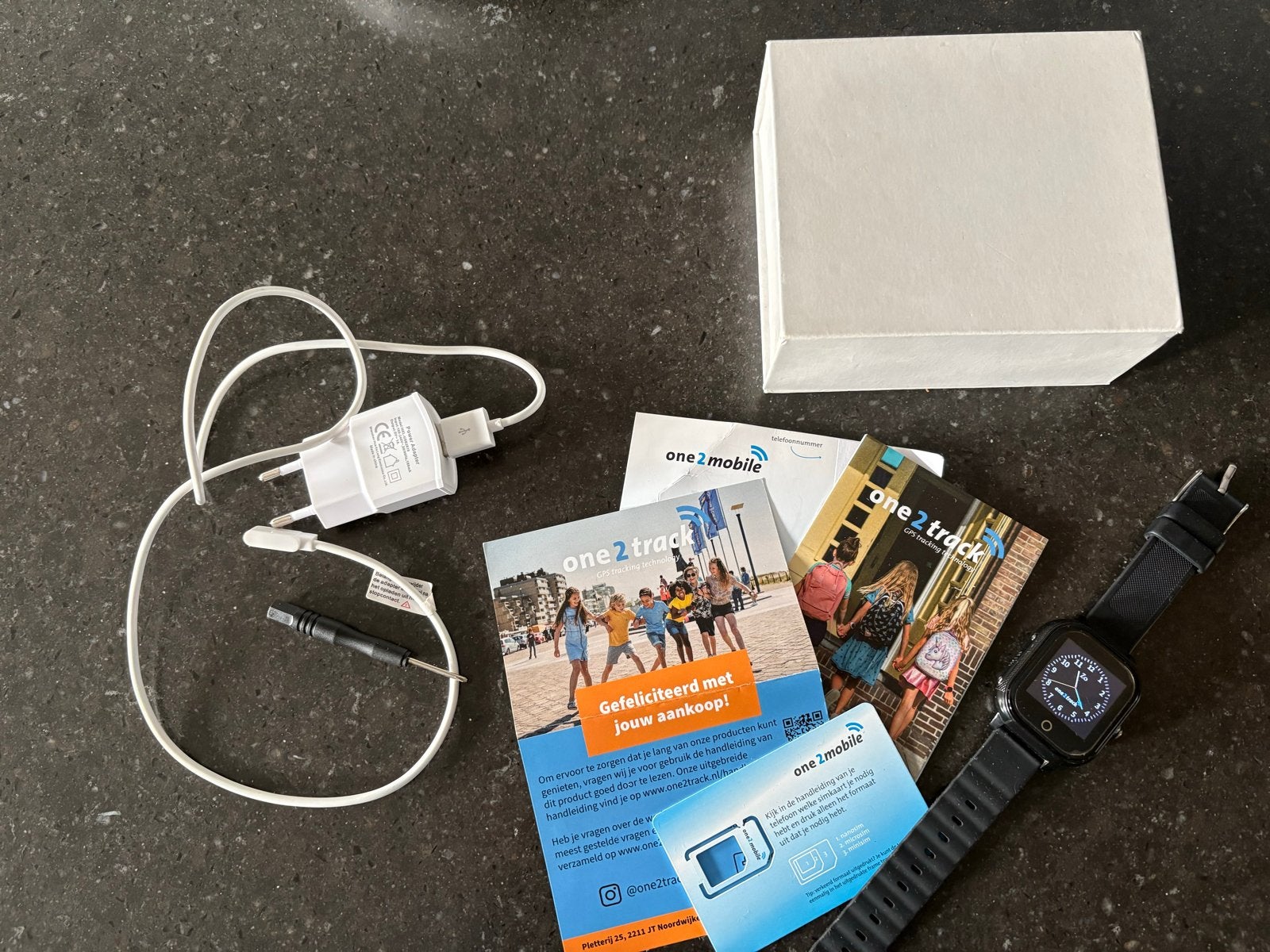 One2track GPS Horloge Zwart - Veiligheid voor Kinderen, Ophalen, Zo goed als nieuw, Zwart, Jongen of Meisje