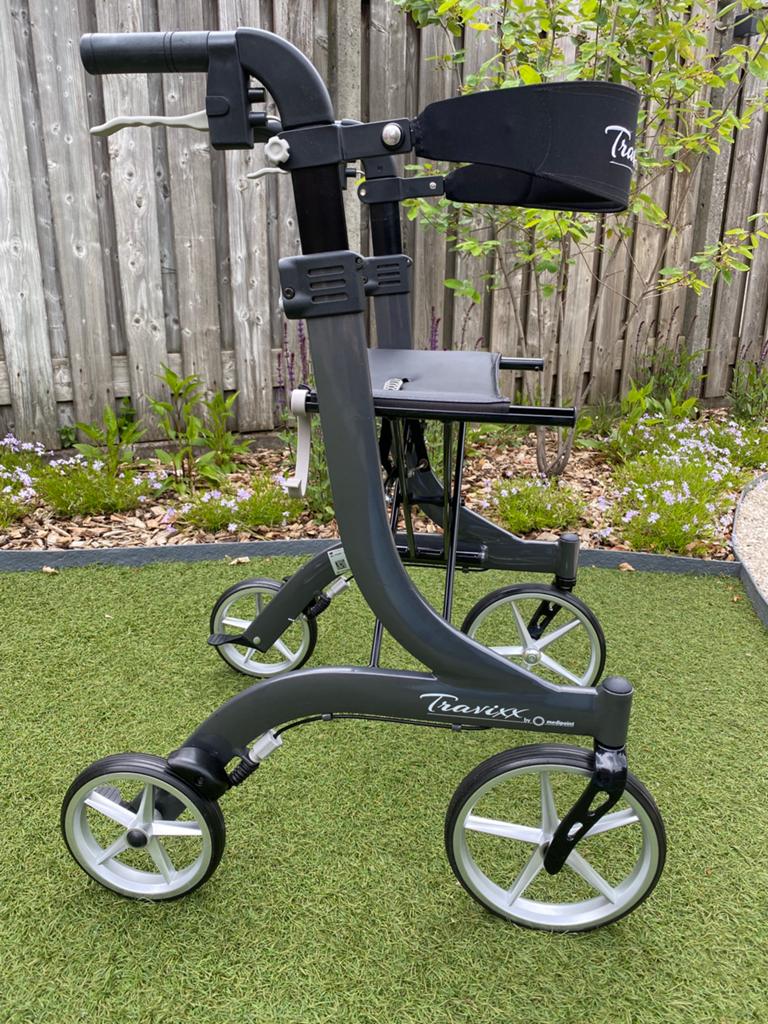 Travixx Deluxe M - Medipoint rollator +rugband, Diversen, Ophalen, Opvouwbaar, Zo goed als nieuw