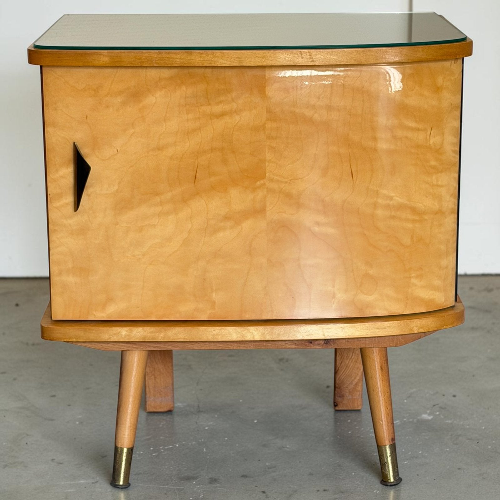 Vintage nachtkastjes | vintage nightstand | mid century, 45 tot 65 cm, Niet bekend, Minder dan 55 cm, Hout